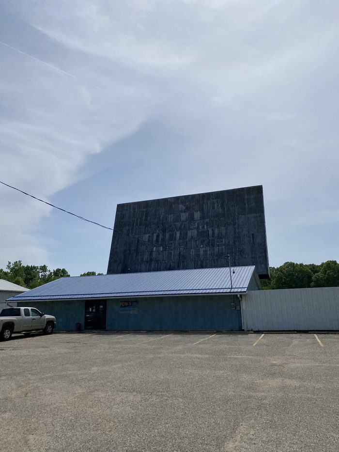 131 Drive-In Theatre - MAY 29 2022